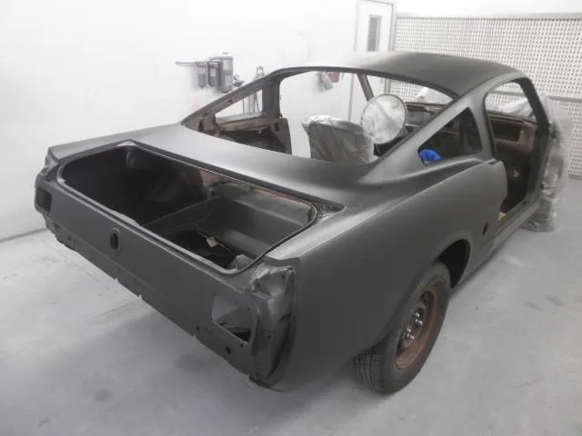 Ford Mustang Coupe image 7