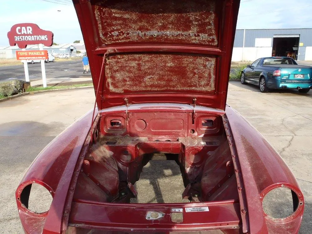 MGB MK II Roadster image 6