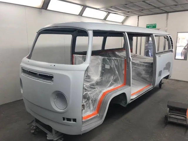 Volkswagen Kombi image 13